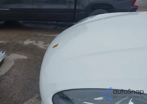 2021 Porsche Macan z USA, uszkodzony, nr VIN WP1AA2A58MLB07422